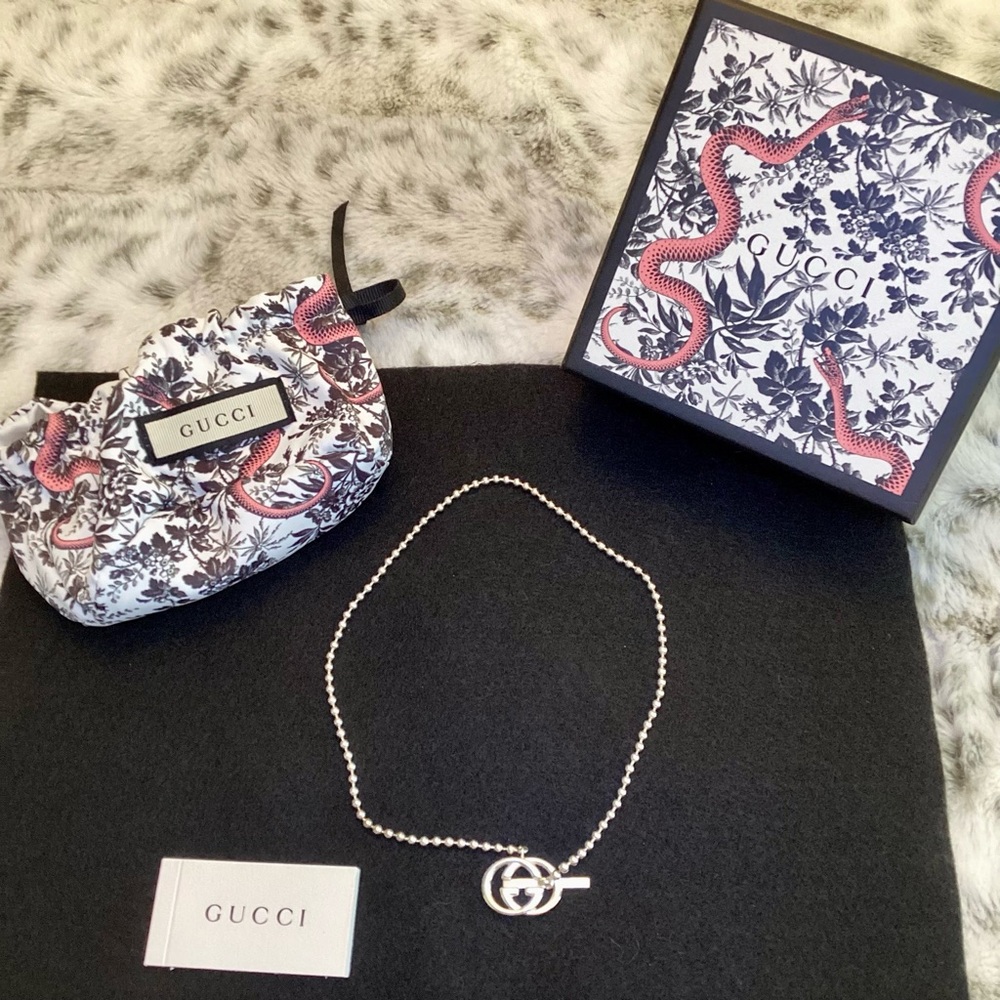 GUCCI GG Choker NWT